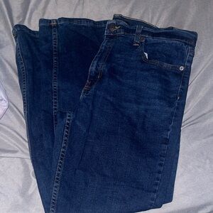 #5 - Classic Indigo Men's Straight Jeans
